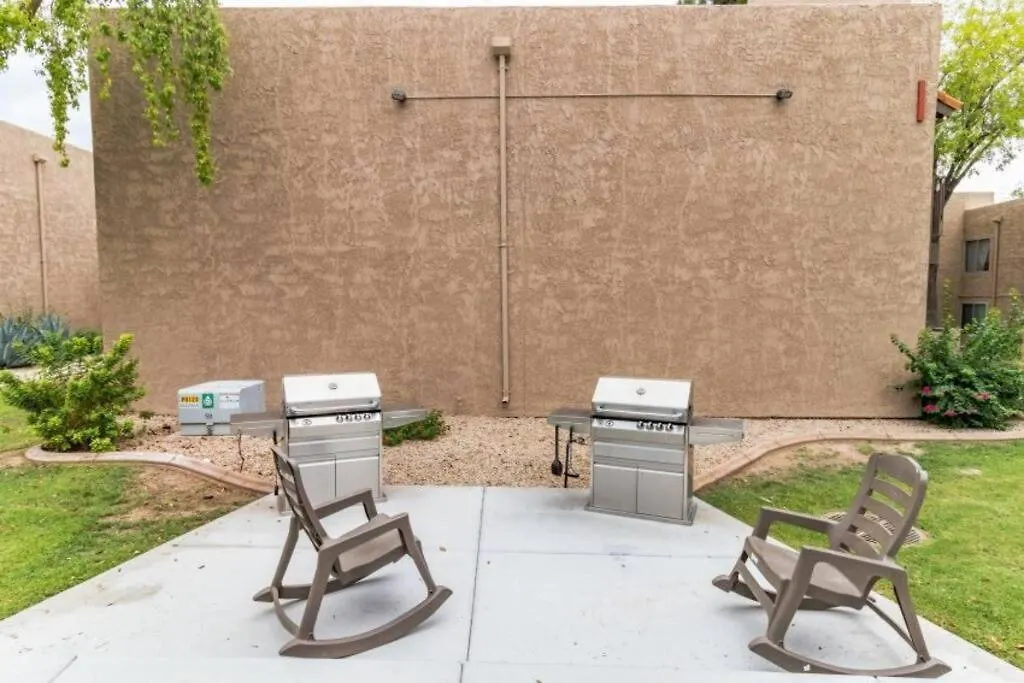 Sw Arizona Decorated 1 Bedroom Condo Pool/Hot Tub Phoenix 0*,  USA