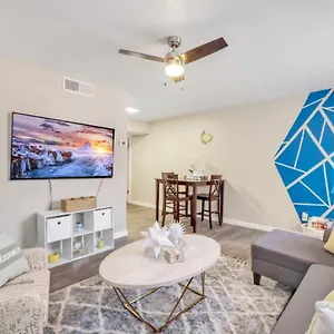 Apartment Cozy W Pool And Free Parking At, Phoenix