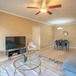 Apartment Modern 2br Oasis Pool, Gym & Parking Near Airport, Phoenix