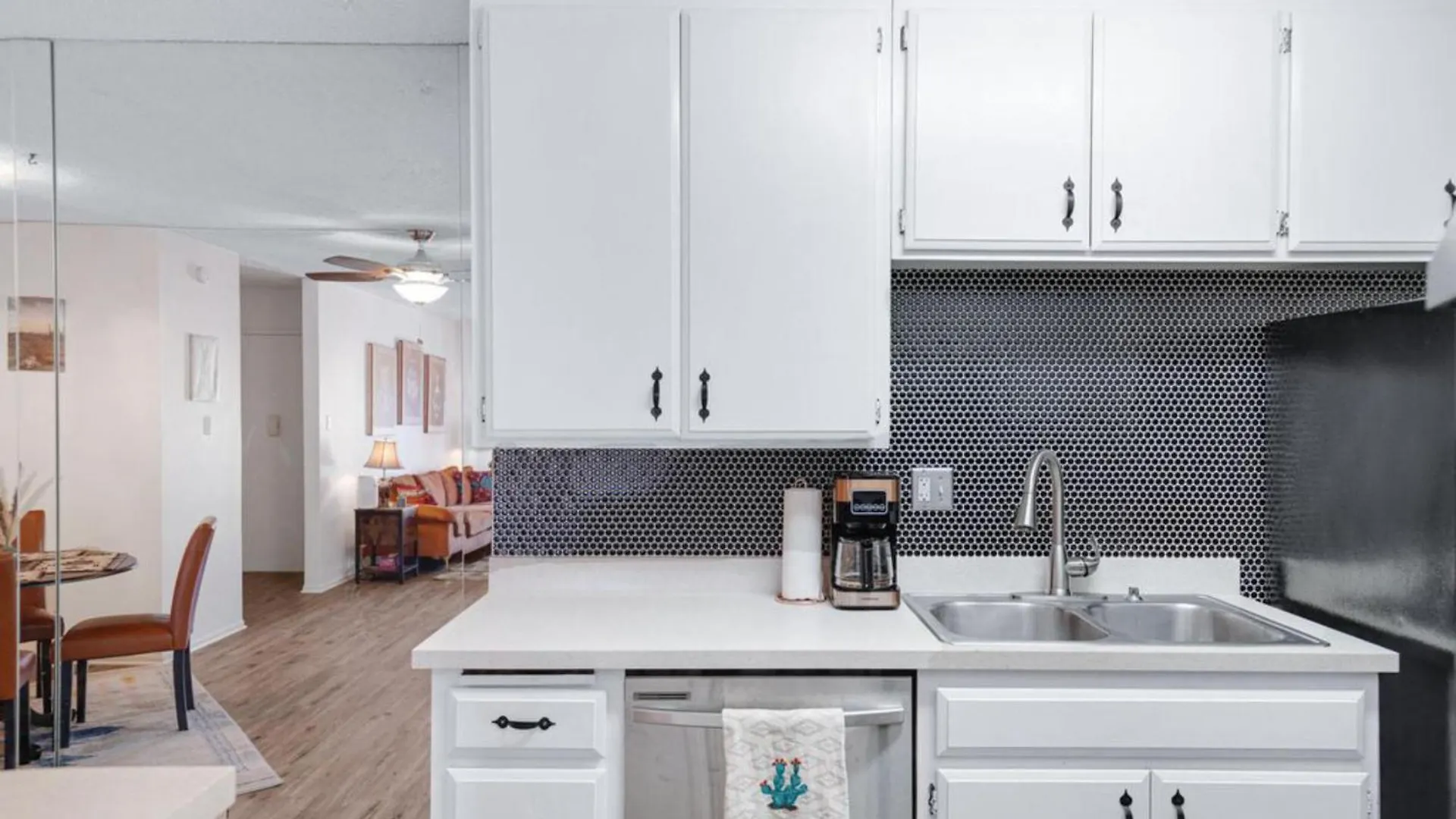Sw Arizona Decorated 1 Bedroom Condo Pool/Hot Tub Phoenix Apartment